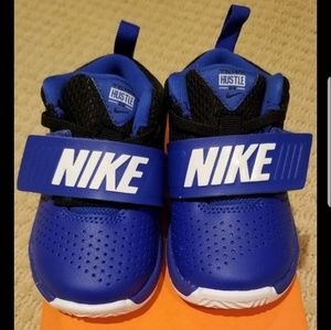 Nike shoes for child size 8c